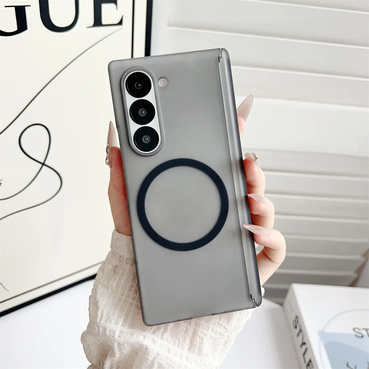 삼성 갤럭시 Z 폴드 7 6 5 4용 무선 충전 및 힌 - Matte Frosted Case 리뷰 및 가격