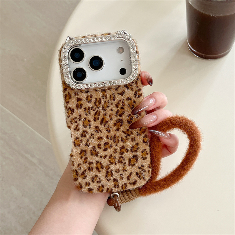 럭셔리 다이아몬드 장식 레오파드 프린트 플러시 폰케이스 - Phone Cases Apple 리뷰 및 가격